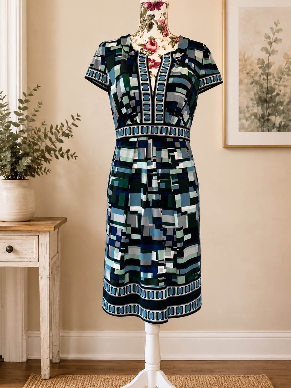 BCBGMAXAZRIA Women’s Medium Geometric Print Faux Wrap Stretch Dress Blue Green M